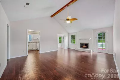 8012 Cadmium Court, Charlotte, NC 28215 - Photo 7