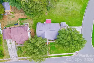 8012 Cadmium Court, Charlotte, NC 28215 - Photo 31
