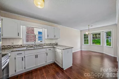 8012 Cadmium Court, Charlotte, NC 28215 - Photo 13