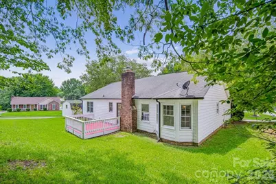 8012 Cadmium Court, Charlotte, NC 28215 - Photo 29