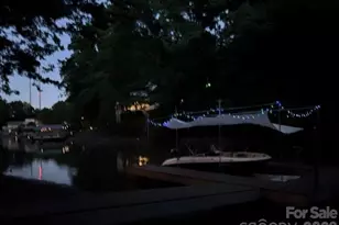 662 Sandbar Pt, Lake Wylie, SC 29710 - Photo 39