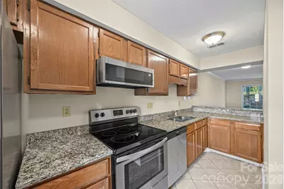 304 Heritage Parkway, Fort Mill, SC 29715 - Photo 5
