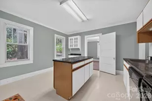 103 N West St, Monroe, NC 28112 - Photo 15