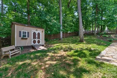 8011 Alba Court, Charlotte, NC 28269 - Photo 39