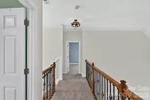 8011 Alba Ct, Charlotte, NC 28269 - Photo 41