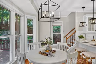 8011 Alba Ct, Charlotte, NC 28269 - Photo 11
