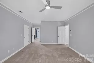 8011 Alba Ct, Charlotte, NC 28269 - Photo 29