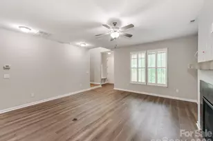 3021 Cresthill Dr, Charlotte, NC 28212 - Photo 7