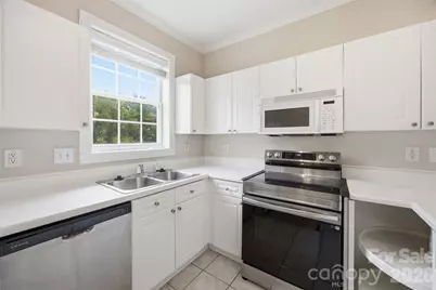 8751 Coralbell Lane, Charlotte, NC 28213 - Photo 11