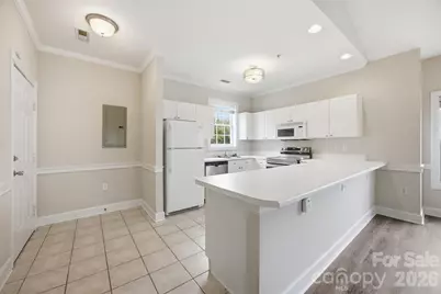 8751 Coralbell Lane, Charlotte, NC 28213 - Photo 9
