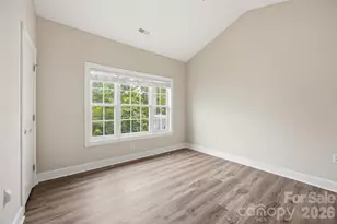 8751 Coralbell Ln, Charlotte, NC 28213 - Photo 15