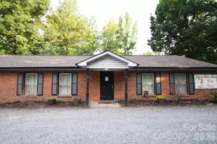 816 Congress Street N, York, SC 29745 - Photo 1