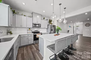 1211 Bigelow St, Charlotte, NC 28269 - Photo 5