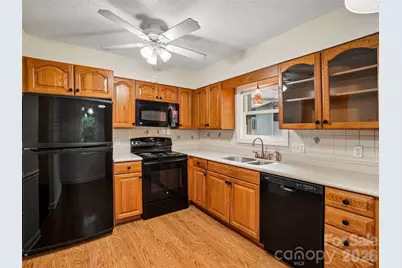 1106 Abbey Circle, Asheville, NC 28805 - Photo 13