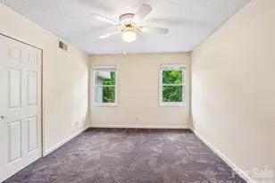 1106 Abbey Cir, Asheville, NC 28805 - Photo 17