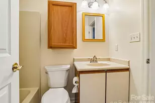 1106 Abbey Cir, Asheville, NC 28805 - Photo 19