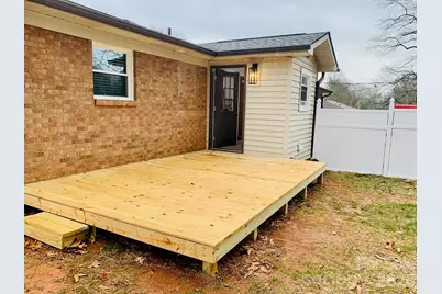 1000 1st Street Drive SE, Conover, NC 28613 - Photo 7