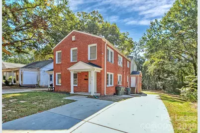 521 Sixth Avenue W, Gastonia, NC 28052 - Photo 1