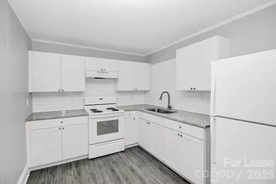 521 Sixth Avenue W, Gastonia, NC 28052 - Photo 7