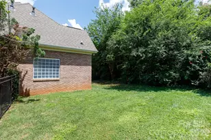 186 Lake Commons Dr, Rock Hill, SC 29732 - Photo 3