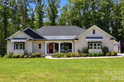 116 Harbor Ridge Drive, Statesville, NC 28677 - Photo 3