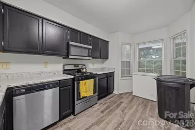 6005 Pinebark Court, Charlotte, NC 28212 - Photo 9