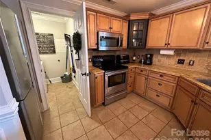 1205 Torrence Cir, Davidson, NC 28036 - Photo 9