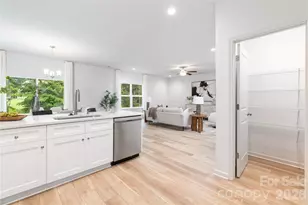5035 San Francisco Cir, Charlotte, NC 28216 - Photo 13