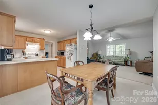 231 Roberts Ave, York, SC 29745 - Photo 7