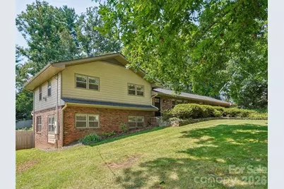 11 Ridgewood Avenue, Weaverville, NC 28787 - Photo 1