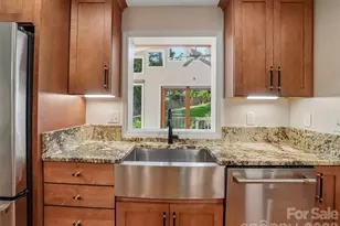 11 Ridgewood Ave, Weaverville, NC 28787 - Photo 19