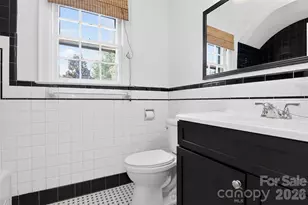 823-825 Henley Pl, Charlotte, NC 28207 - Photo 33