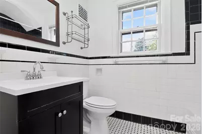 823-825 Henley Place, Charlotte, NC 28207 - Photo 21