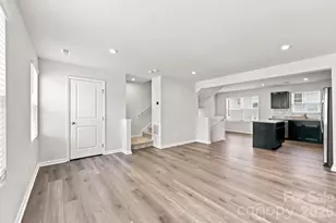 3021 Fiddlewood St, Charlotte, NC 28214 - Photo 9
