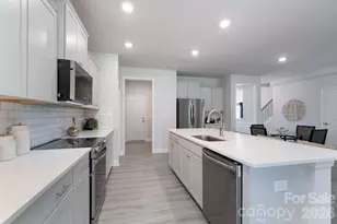 1067 Penarth Dr, Catawba, NC 28609 - Photo 7