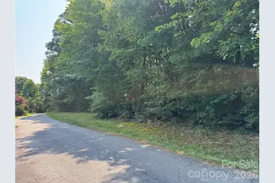 8 8th Avenue SE, Hickory, NC 28602 - Photo 5