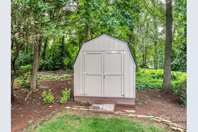 4522 Avalon Forest Lane, Charlotte, NC 28269 - Photo 25