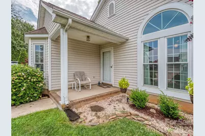 4522 Avalon Forest Lane, Charlotte, NC 28269 - Photo 3