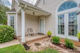 4522 Avalon Forest Ln, Charlotte, NC 28269 - Photo 3