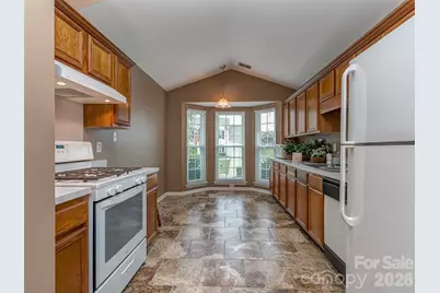 4522 Avalon Forest Lane, Charlotte, NC 28269 - Photo 11