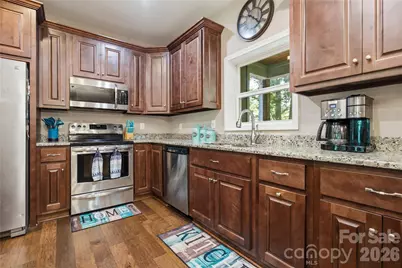 72 Summer Shade Court, Hendersonville, NC 28792 - Photo 7