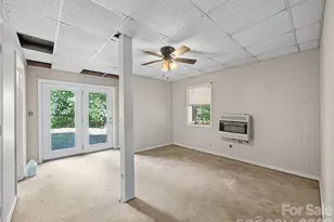9851 Double Island Rd, Green Mountain, NC 28740 - Photo 13
