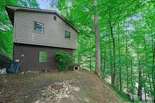9851 Double Island Rd, Green Mountain, NC 28740 - Photo 23