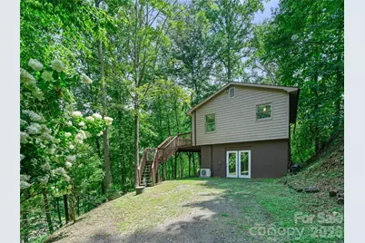 9851 Double Island Road, Green Mountain, NC 28740 - Photo 19