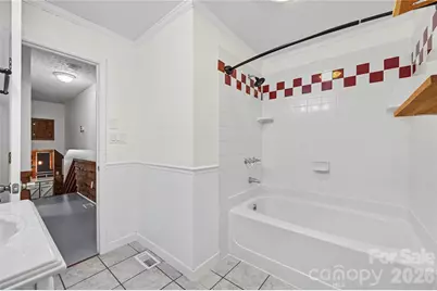 608 Hoyle Street, Lincolnton, NC 28092 - Photo 21