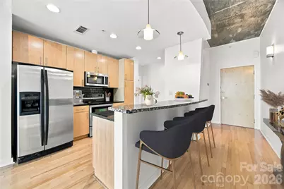 210 N Church Street #1606, Charlotte, NC 28202 - Photo 5
