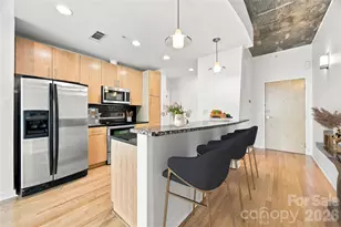 210 N Church St, Charlotte, NC 28202 - Photo 5