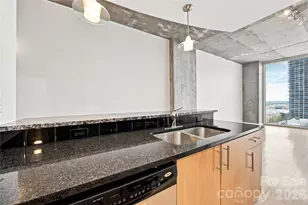 210 N Church St, Charlotte, NC 28202 - Photo 7