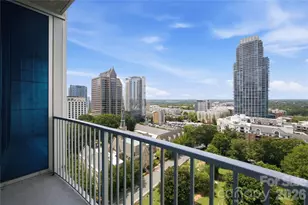 210 N Church St, Charlotte, NC 28202 - Photo 21