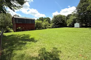 1901 Armstrong Park Dr, Gastonia, NC 28054 - Photo 17